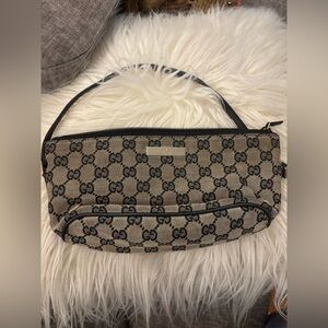 Vintage authentic Gucci Beige and Black Monogram Shoulder Bag